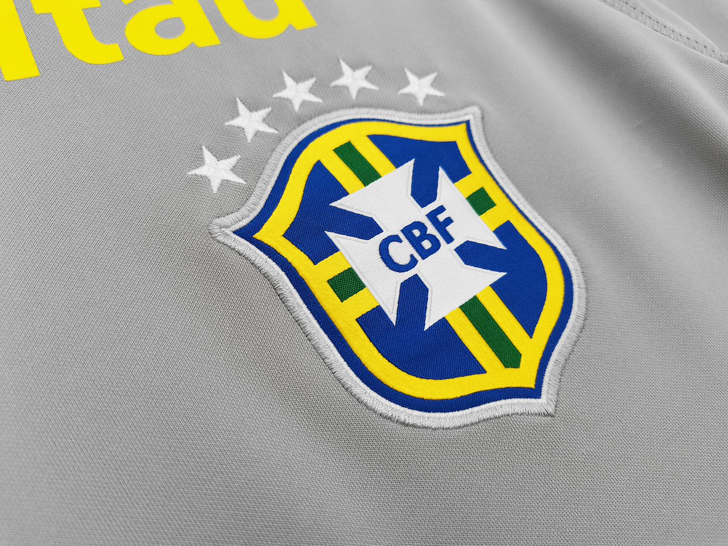 Camisola Retro Brasil 2022